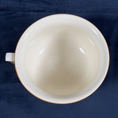 Beautiful Royal Doulton Art Nouveau Chamber Pot Cream with Trailing Flowers