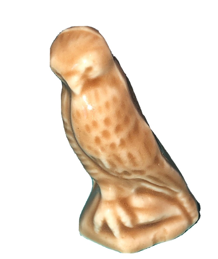 Red Rose Tea WADE Whimsies Porcelain Figurine Brown Hawk Fun