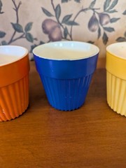 5-VINTAGE HAZEL ATLAS MODERNTONE FLOWER POTS 3-3/4″BLU,RED,YELLOW,GRN, ORANGE