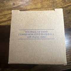 Vintage 1936 Hall Of Fame Commemorative Baseball w/ Display Stand 1996 Avon USED