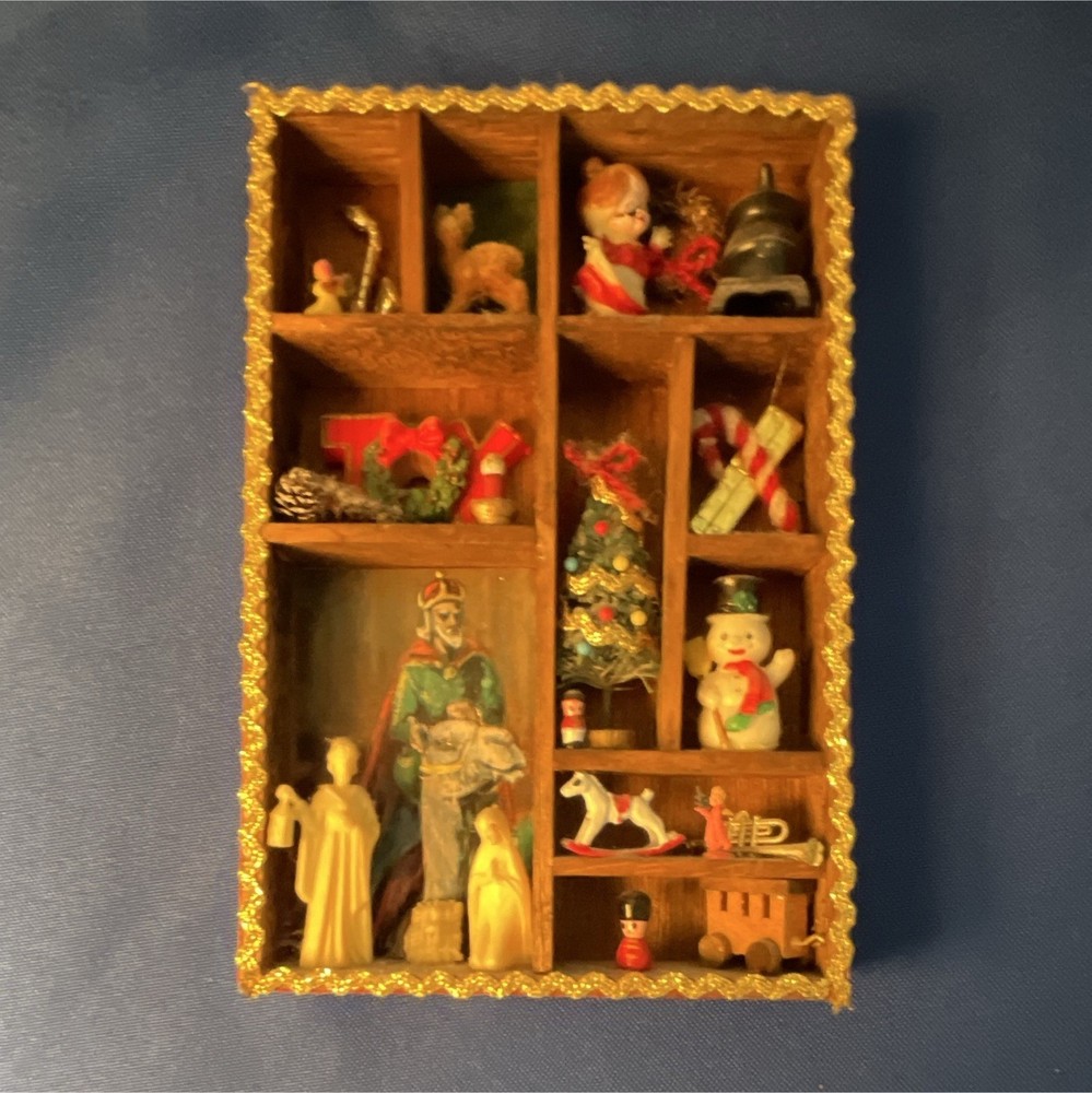 Just For You Country Crafts Wood Shadow Box, Country Brown Christmas Miniatures