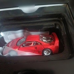 Tomica Limited Vintage Neo Ferrari F40 Diecast 2-Pack Red & Black Models