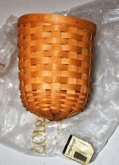 Longaberger Foyer Basket in Light Brown /Protector–signed+2006