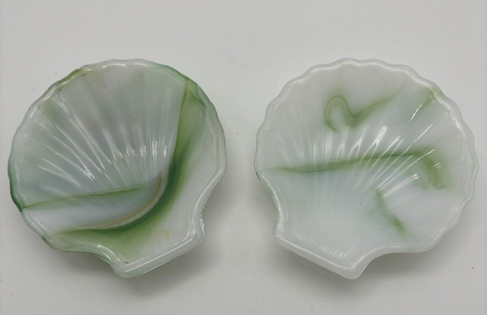 2 Akro Agate Clam Shell Green & Opaque White Swirl Glass Trinket Dish Ashtray