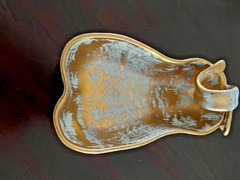 VTG STANGL POTTERY PEAR-SHAPED DISH ANTIQUE GOLD OVER TURQUOISE BLUE BASE #3783