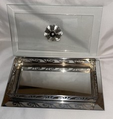 Metal Filigree 😻 Studio ￼ Glass Mirrored Rectangle ￼Vanity Dresser Box Fun
