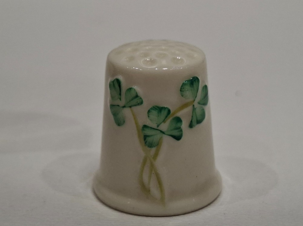 Belleek Ireland Shamrock Porcelain Thimble Vintage 7th Brown Mark Collectible