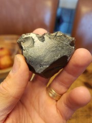 “Rare” lower Paleolithic HHS flake see description