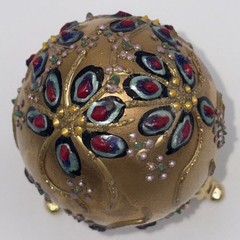 SIGNED Nannette Fenn “Eggs”traordinaire Designs Floral Faberge Inspired Egg USA