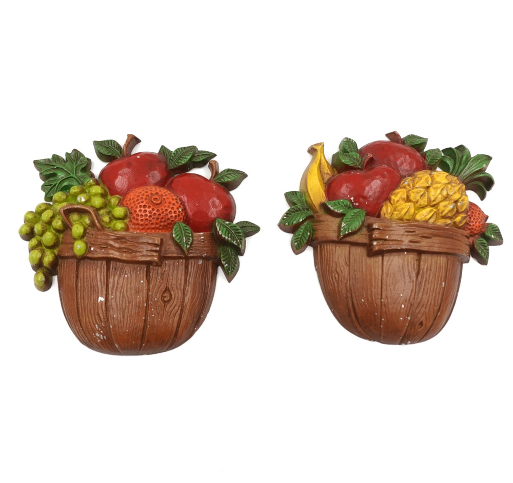 1978 Sexton Fruit Basket Wall Art Painted Cast Metal 1199 53 Vintage Kitsch