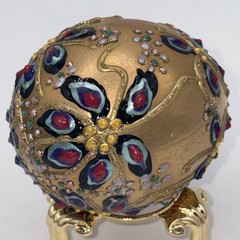SIGNED Nannette Fenn “Eggs”traordinaire Designs Floral Faberge Inspired Egg USA