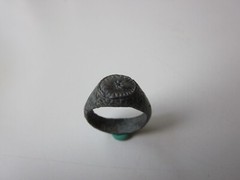 very rare ancient Roman small bronze engraved ring with a star. I – II AD.