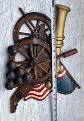 1967 Sexton Revolutionary War Cannon 13 Star Flag Metal Wall Decor