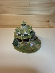 Lilliput Lane Dunster Yarn Market Somerset L2552 2002 Deeds