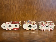 Pre-owned in EXCELLENT condition! FITZ AND FLOYD CANDY LANE 3 PIECE TRAIN SET