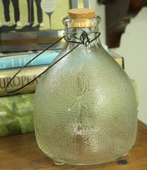 Heavy Pebbled Decorative Glass Bee, Wasp & Sun Catcher Summer Patio or Porch