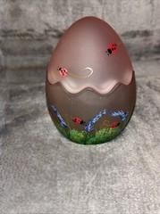 Vintage Unbranded Hand Painted Pink Frosted Glass Egg Flower Ladybug Easter