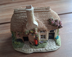 Bundle 10 Lilliput Lane Cottages – Labour of Love/Postmans Knock/Pipit Toll etc