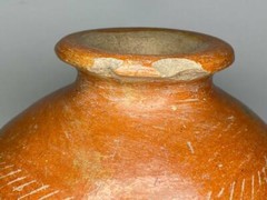 Pre Columbian CHUPICUARO Culture POTTERY Vase Michoacan Mexico 300 BC