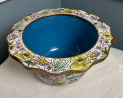 Vintage Cloisonne Chinese Floral Scallop Fluted Bowl Enamel Brass – Mid Century
