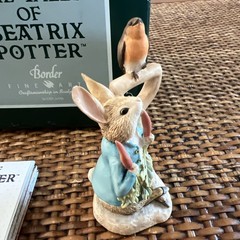 Beatrix Potter PETER RABBIT Border Fine Arts Resin 1991 Britain n/bx