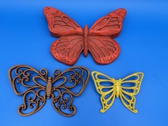 Homco Butterflies & Unbranded Red Butterfly Lot Of 3 Wall Decor