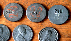 WEDGWOOD 1770’S XRARE ( 10 ) BLACK BASALT MEDAL OF POPES SOLD SEPARATLY MUSEUM