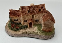SIGNED David Winter DISPLAY COLLECTION: Cotswold Farmhouse Tiny Series
