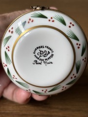 Authentic Rare Limoges Peint Main Christmas Tree Retired Trinket Box Signed