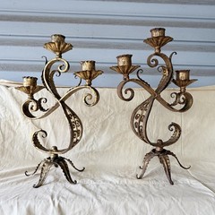 LG MID-CENTURY HOLLYWOOD REGENCY ITALIAN FLORENTINE TOLE GILT PAIR CANDELABRA