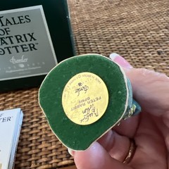 Beatrix Potter PETER RABBIT Border Fine Arts Resin 1991 Britain n/bx