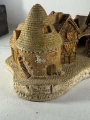 Very rare DAVID WINTER “Coaching Inn” 1980 Good condition no box 30cm x 20cm