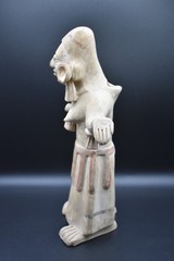 Large Pre-Columbian Mayan style figure