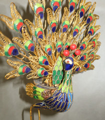 VINTAGE Cloisonne Enamel Peacock Gold Filigree Sculpture Carved Green Stone Base