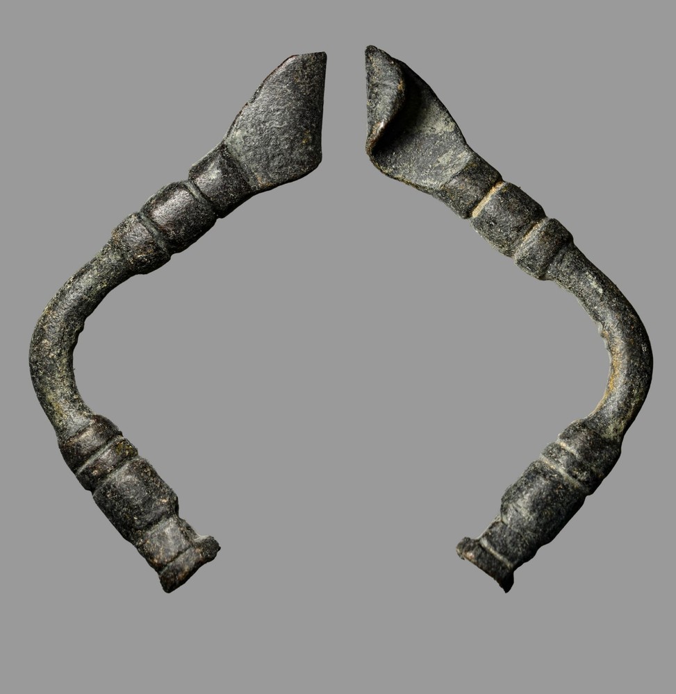 Antiquity Ancient Judaean Bronze Elbow Fibula 40mm Yehud Period 6th-4th C BC