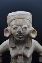 Large Pre-Columbian Mayan style figure