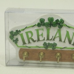Ireland Wall Mounted Wooden Key Holder Key Organizer Hook IRELAND Shamrock Deco
