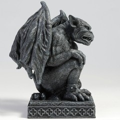 Veronese 5.75″ Kneeling Gargoyle Polyresin Collectible Sculpture Gothic Decor