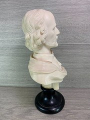 WILLIAM SHAKESPEARE – PARIAN BUST PLAYWRIGHT – BARD OF AVON wood stand