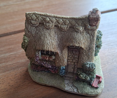 Bundle 10 Lilliput Lane Cottages – Labour of Love/Postmans Knock/Pipit Toll etc