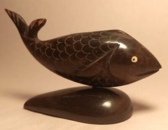 3 1/2″ HORN FISH vtg carved figurine native tribal art primitive koi carp bass