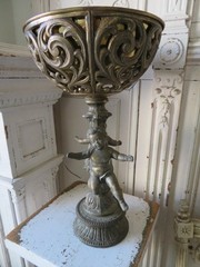 FABULOUS Vintage Metal STATUE 2 CHERUBS with Ornate Bowl HOLDER on Top