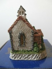 David Winter Sunday School In original box.