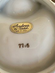 Vintage Sea Shell Trinket Soap Candy Dish White Gold Rim Unbranded Stamped #7716