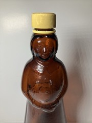 MRS BUTTERWORTH’S Amber 24 oz GLASS SYRUP BOTTLE Plastic LID VINTAGE 10”