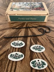 Longaberger Set Of Four Herb Markers & 2 Stakes Thyme Parsley Chives Basil