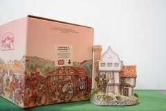 David Winter Suffolk House In original box.