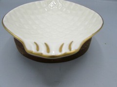 LENOX IVORY FISH / PINEAPPLE SHAPE BOWL WITH GOLD TRIM MADE IN USA GOLD LABEL