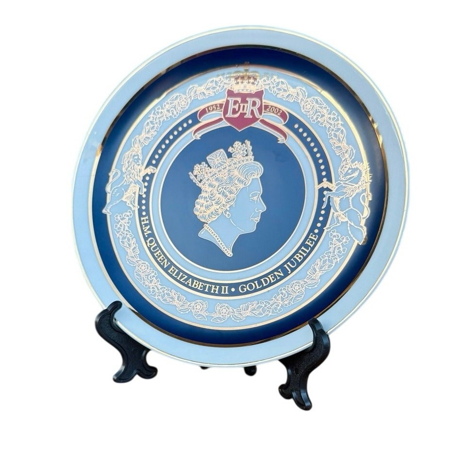 Crest of London Queen Elizabeth II Golden Jubilee Plate 1952-2002 Cobalt VTG