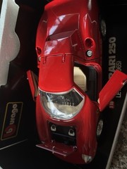 Ferrari 250 Le mans Red Bbrurago, special edition 1/18